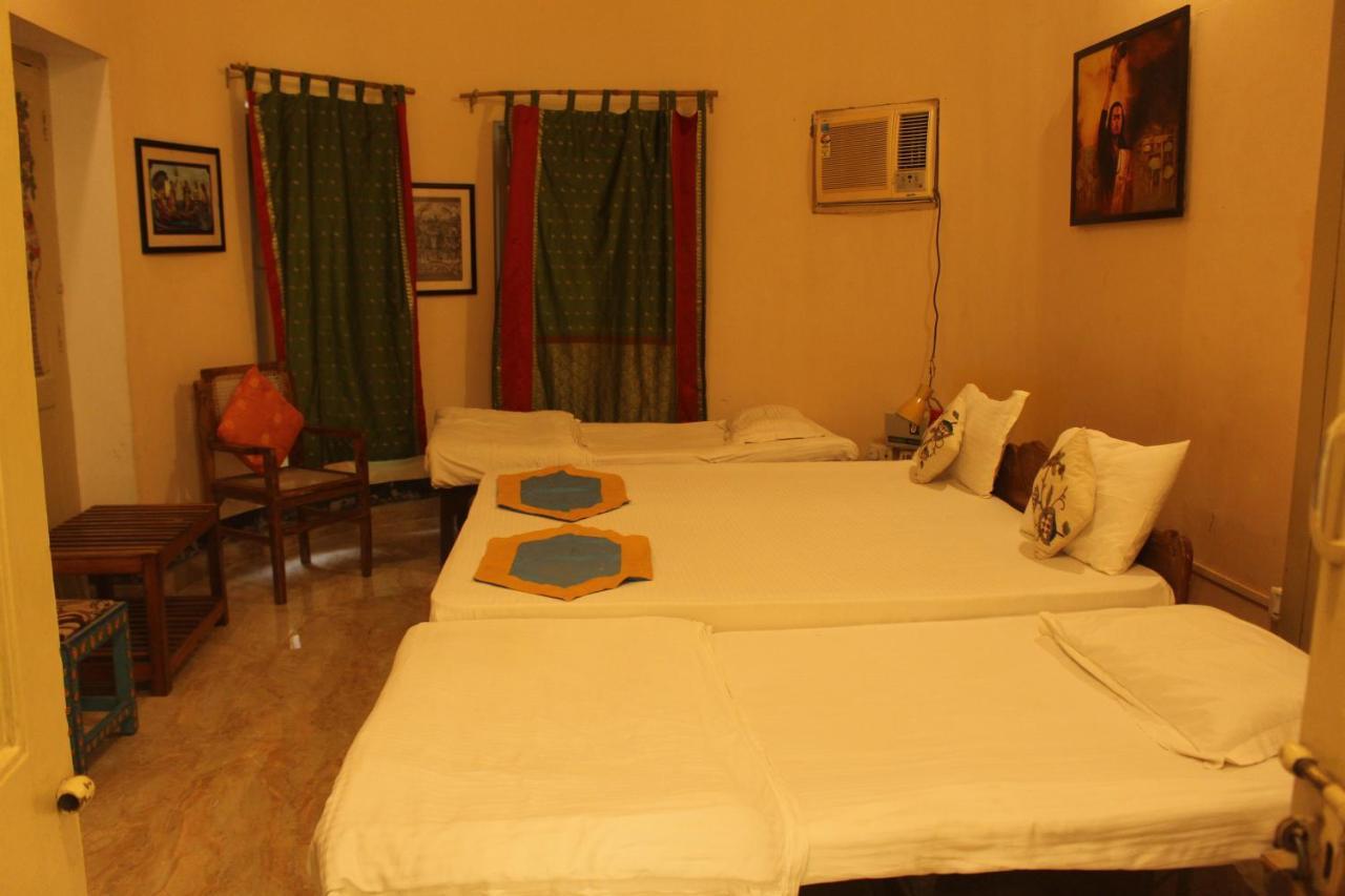 Cozy Inn Varanasi Exterior foto