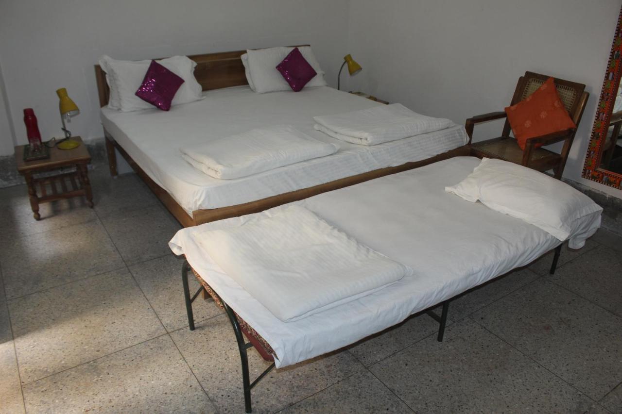 Cozy Inn Varanasi Exterior foto