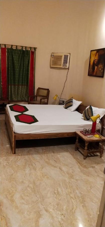 Cozy Inn Varanasi Exterior foto